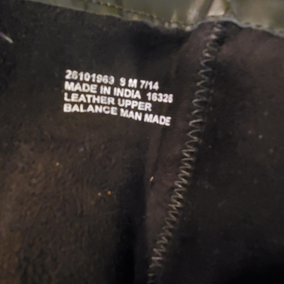 Clarks Plaza Steer Suade Boots - Picture 7 of 8